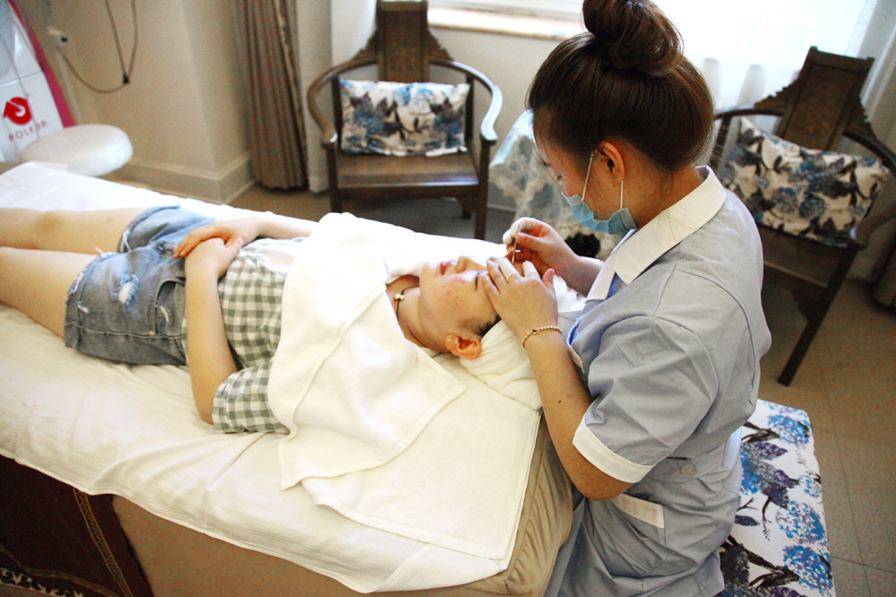 有人說曬太陽可以祛痘？【康韻佳妍專業(yè)祛痘連鎖機(jī)構(gòu)】