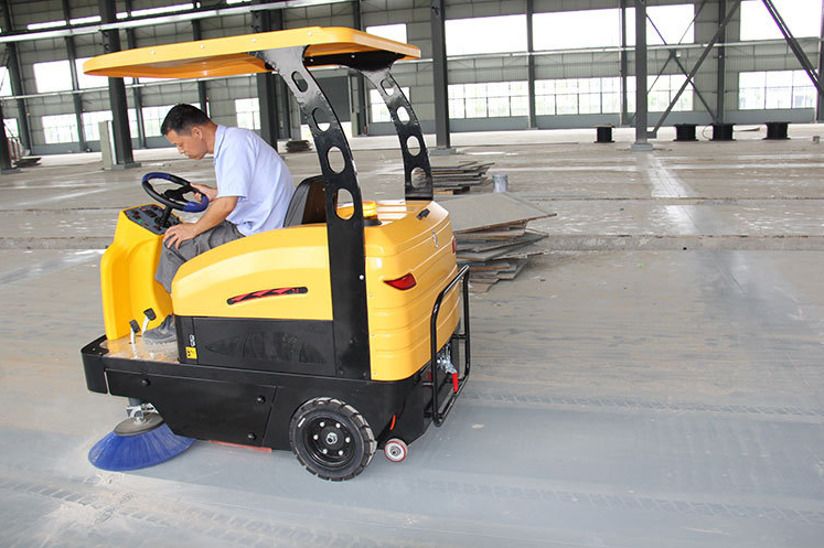 拓威克小型駕駛式掃地機(jī) 物業(yè)小區(qū)工廠車間清潔用駕駛式掃地機(jī)