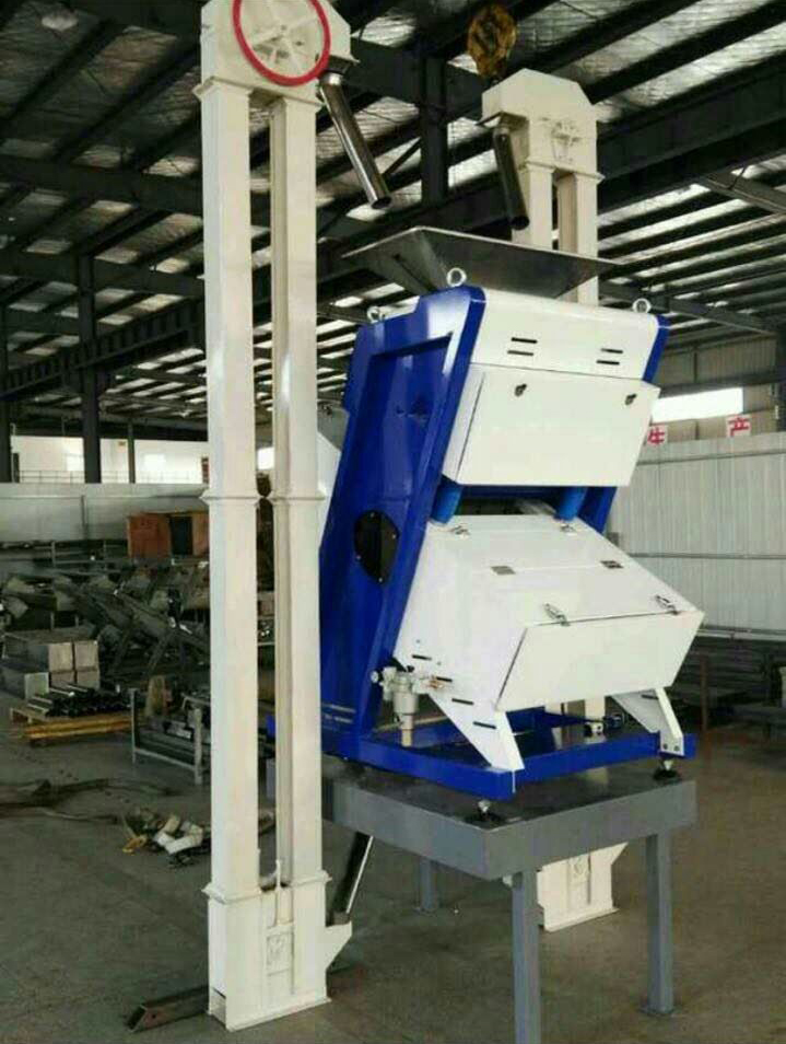 大米色選機(jī) 小型色選機(jī) 甘肅小型色選機(jī) 內(nèi)蒙小型色選機(jī) 河北小型色選機(jī)