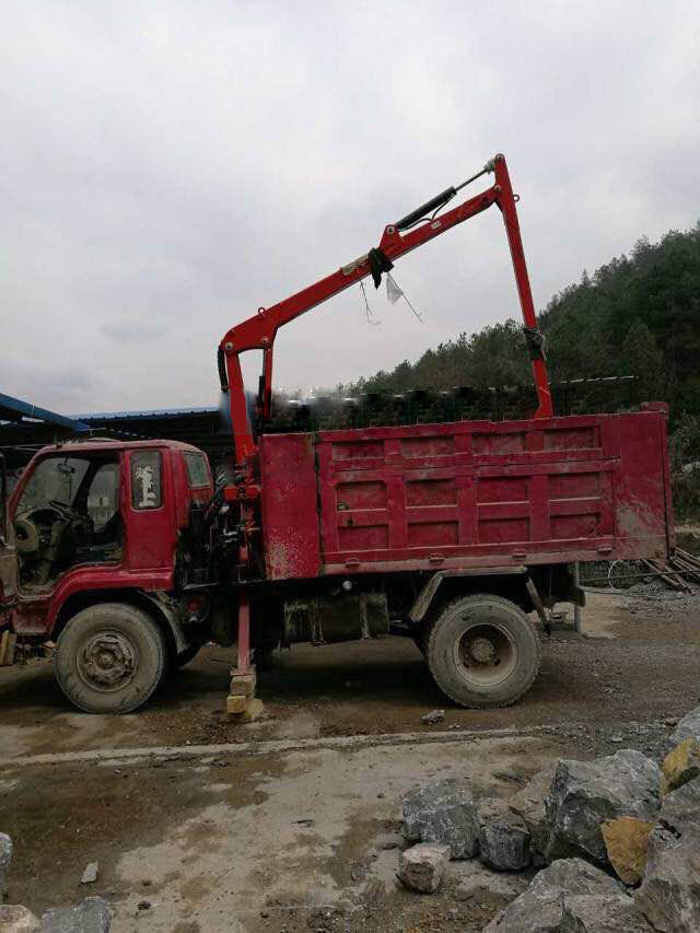 小型移動抓木機360度旋轉(zhuǎn)兩臂伸展式抓木機