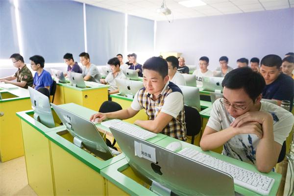 成都Linux網(wǎng)絡(luò)運(yùn)維就業(yè)培