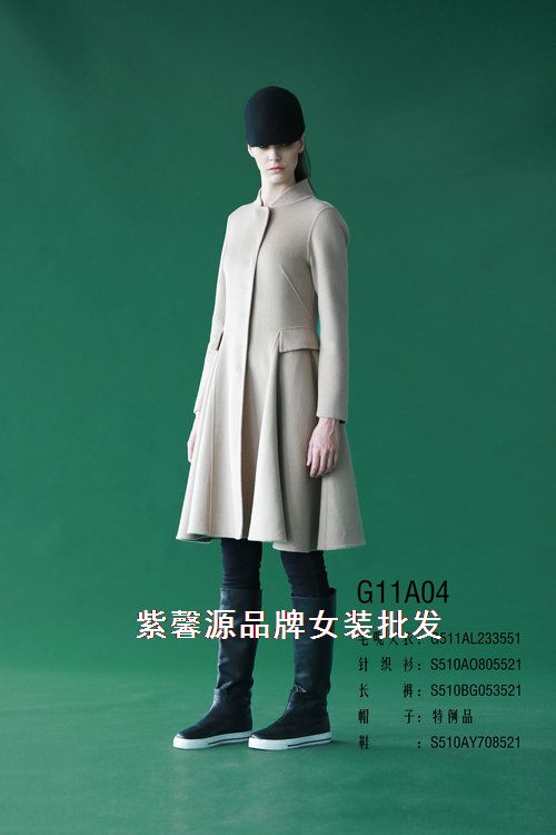 三淼蕾朵和言時(shí)尚品牌女裝尾貨批發(fā)深圳紫馨源長(zhǎng)期經(jīng)營(yíng)