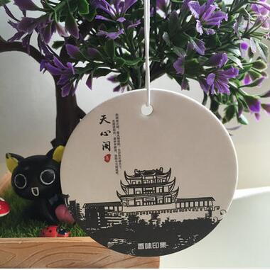 廠家供應(yīng)汽車香片 廠家供應(yīng)汽車香片個性小物件汽車掛件香片 香味佳香片掛件 掛件車載香薰*