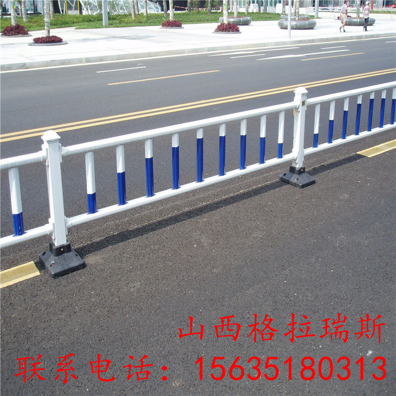山西京式護(hù)欄 市政道路護(hù)欄太原道路安全隔離欄廠家直銷