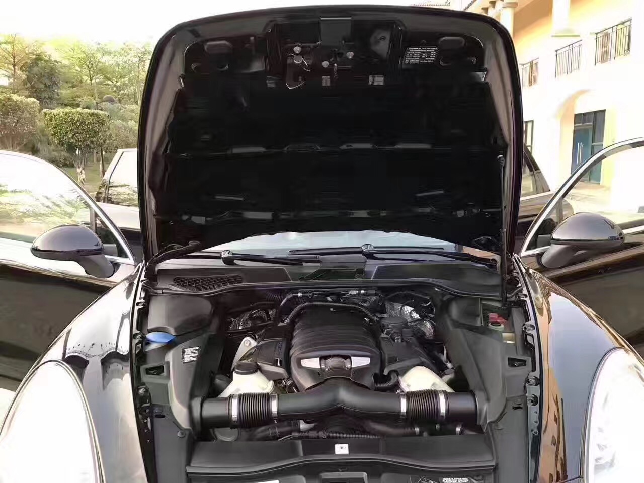 黃江進(jìn)口車：13卡宴4.8S