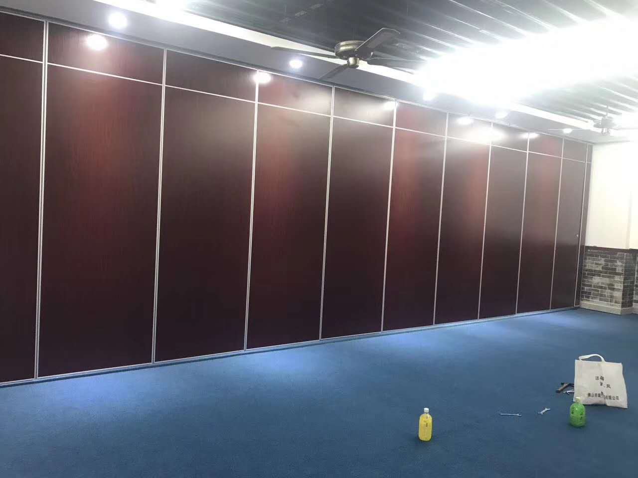 蘭州活動隔斷移動屏風(fēng)