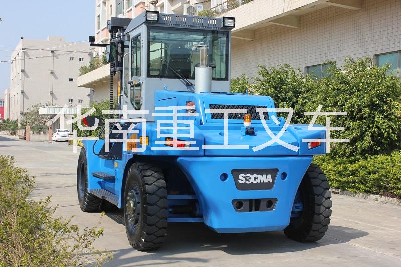 15噸叉車 供應(yīng)出租搬運(yùn)租賃裝卸15噸叉車采購(gòu)商機(jī)價(jià)格