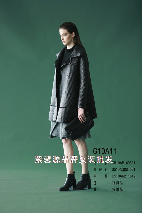 深圳品牌三淼女裝四季新款尾貨批發(fā)折扣