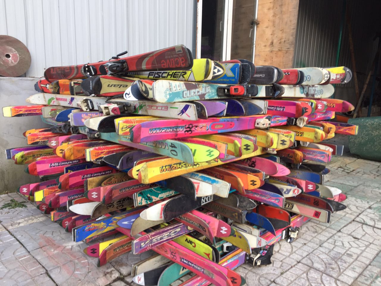 處理進(jìn)口二手滑雪板 處理進(jìn)口二手鳥(niǎo)板滑雪板