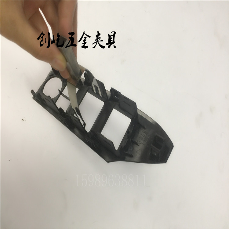 供應(yīng)手機(jī)保護(hù)殼表面單噴油配件 彈片噴漆掛具價(jià)格涂裝治具
