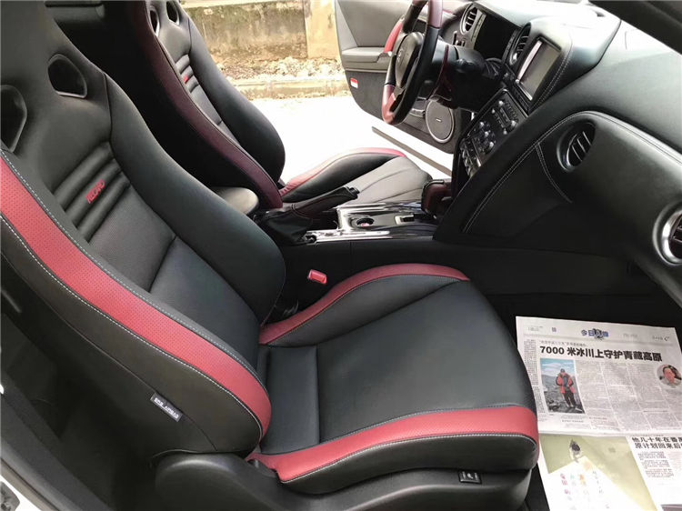 黃江二手車：純15年戰(zhàn)神GTR 3.8T