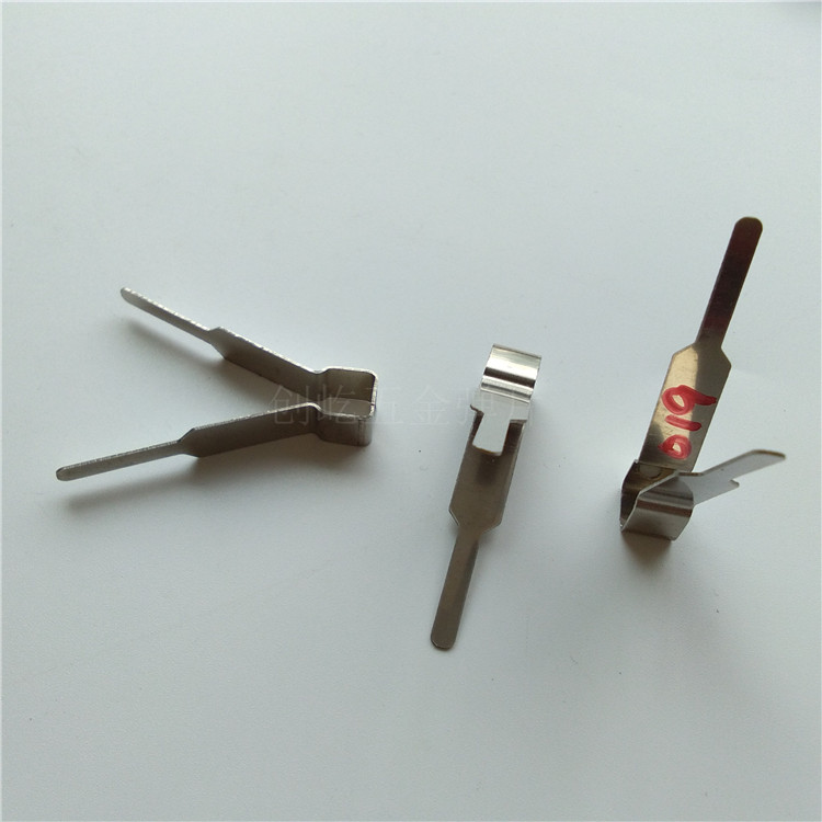 供應(yīng)二次治具鋼線噴油夾具 涂裝治具鋼片噴漆夾子價(jià)格