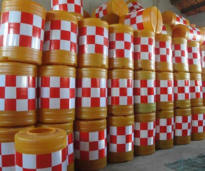 防撞桶塑料注水桶交通設(shè)施大