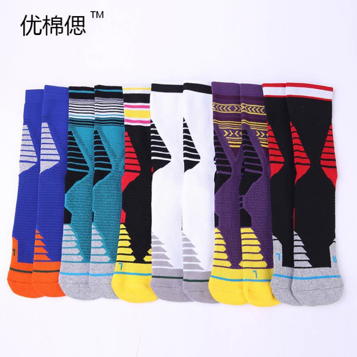 專業(yè)中筒籃球襪 毛巾底防滑運動襪 透氣*防臭中筒襪子廠家批發(fā)