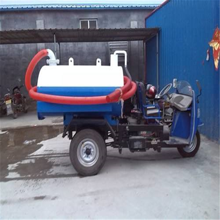 東風(fēng)吸糞車(chē) 小型三輪吸糞車(chē)車(chē)規(guī)格齊全