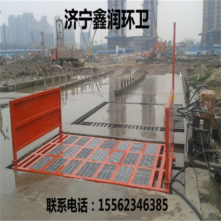 山東鑫潤xr-100T型洗輪機(jī) 工地環(huán)衛(wèi)洗車臺報價 環(huán)衛(wèi)車直銷