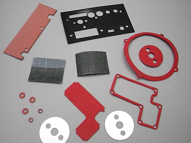 龍崗專業(yè)生產(chǎn)各種規(guī)格的絕緣產(chǎn)品.如:青稞紙.pvc.pet.pu.快巴紙等