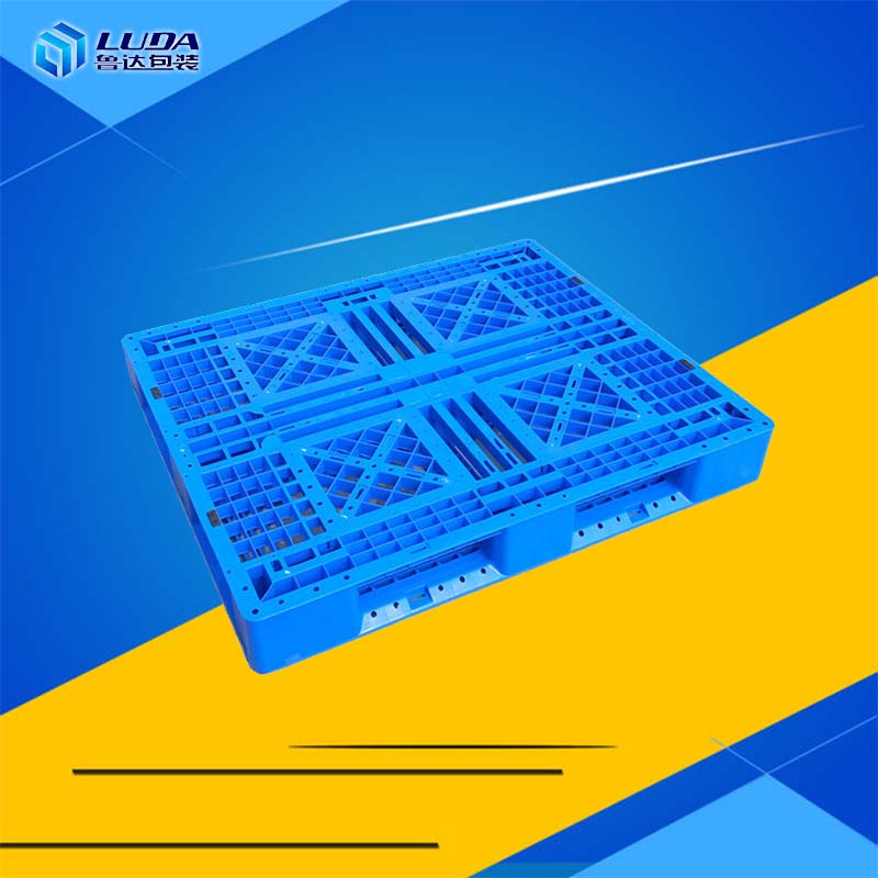 雙面防滑塑料墊倉板廠家直銷 雙面塑料墊倉板有哪些規(guī)格 雙面滾塑托盤選哪家