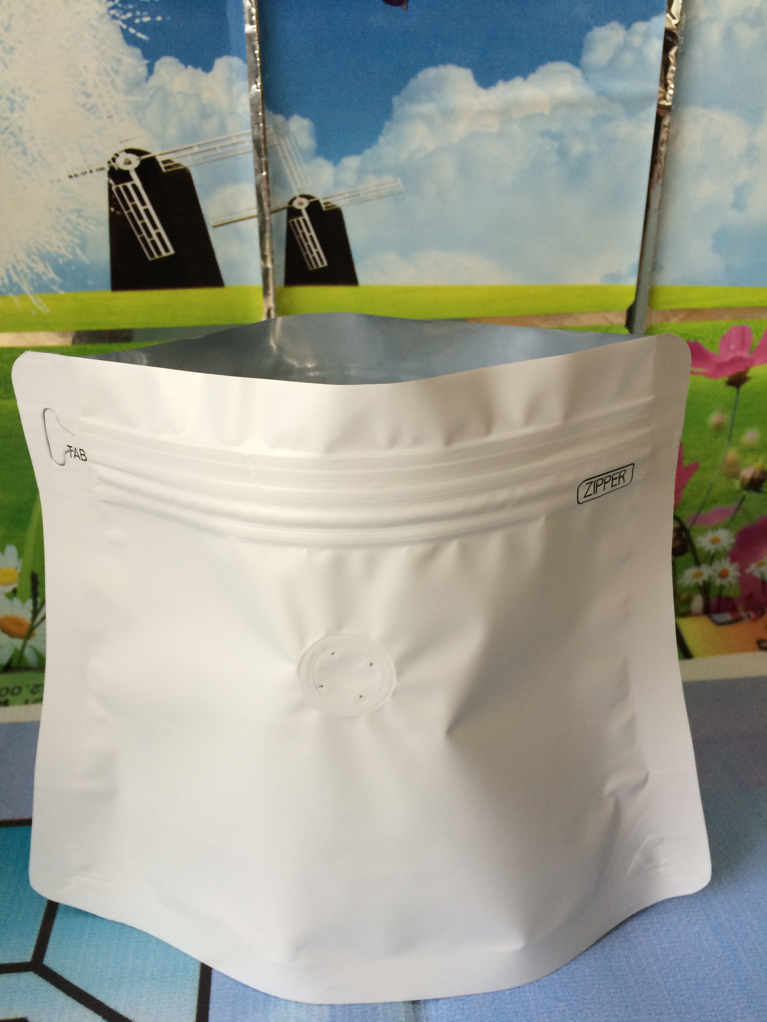 潮州咖啡包裝袋廠家定做、批發(fā)、價(jià)錢、供貨商【潮州市潮安區(qū)金石恒星包裝廠】