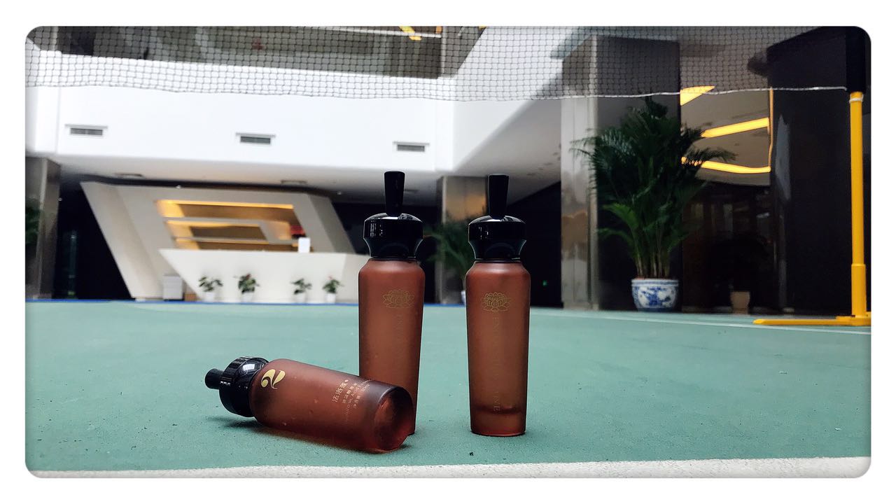 法洛蓮小分子水玻尿酸VC原液套盒 官方招代理