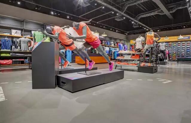 NIKE專賣店混凝土密封固化劑-商業(yè)地坪訂制空間