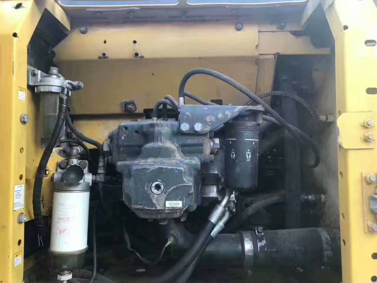 小松240-8二手挖掘機(jī)，全車原版，小松240-8二手挖機(jī)推薦