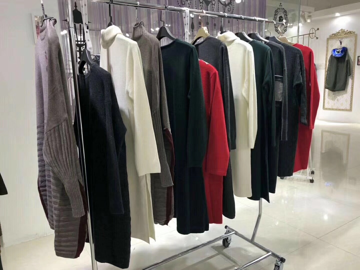 愛無季名品特惠店品牌女裝尾貨批發(fā) 原單*廠家一手貨源