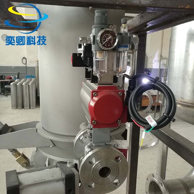 燭式過濾機(jī) 全自動 可定制 硅藻土 活性炭過濾 在線過濾 工程師現(xiàn)場指導(dǎo)安裝