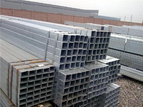山東無縫方管廠家，質(zhì)量好，交貨快1885250004