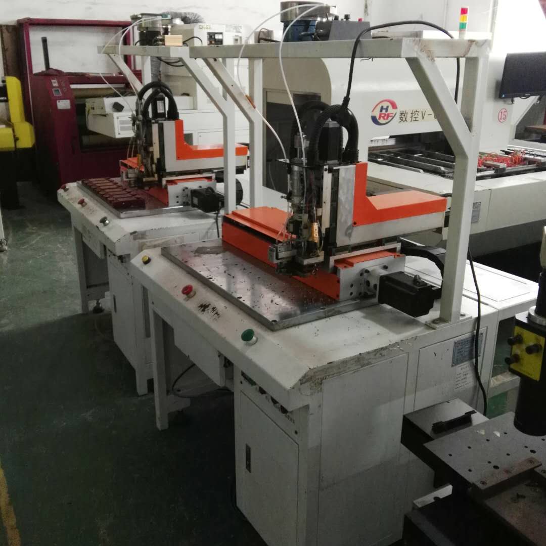 深圳二手螺母熱熔機(jī)出售 二手全自動(dòng)螺母機(jī)