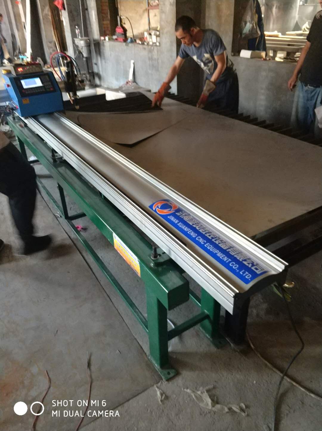 直銷數(shù)控火焰等離子切割機 便攜式數(shù)控火焰等離子切割機