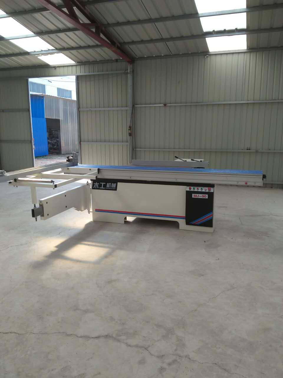 寧津鴻鑫三友 MJ-90A精密裁版鋸?fù)婆_鋸 精密裁板鋸MJ-90A