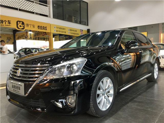 【金勝名車】一汽豐田 皇冠 2.5L Royal 導(dǎo)航版 首付8.4萬