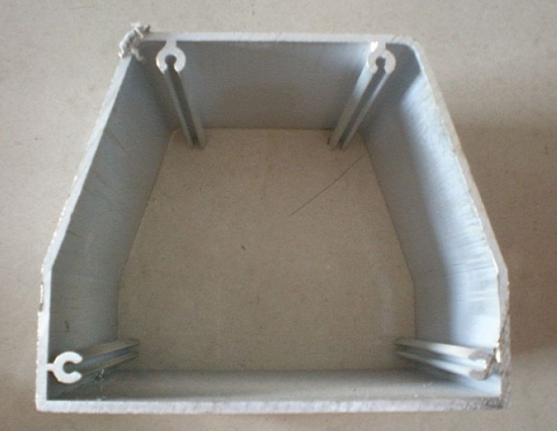 佛山鋁合金散熱器供貨商 鋁盒型材廠家直銷 工業(yè)建筑鋁型材批發(fā)