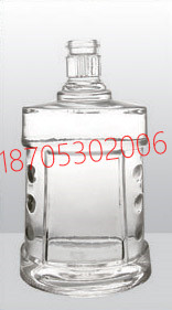 阜陽高白料玻璃酒瓶?jī)r(jià)格 宿州高白料玻璃酒瓶生產(chǎn)廠家  安徽高白料玻璃酒瓶