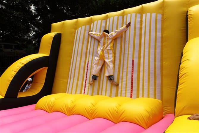 充氣趣味粘粘樂_充氣趣味粘粘樂廠家批發(fā)