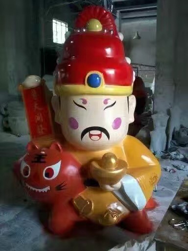 鋼鐵俠 財神爺供應(yīng)出售價格玻璃鋼材質(zhì)制作