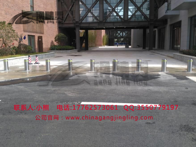 湖北半自動升降樁廠家 防沖撞*批發(fā) *價(jià)格 漢口火車站升降樁廠家 鋼精靈升降樁 湖北半自動升降樁廠家