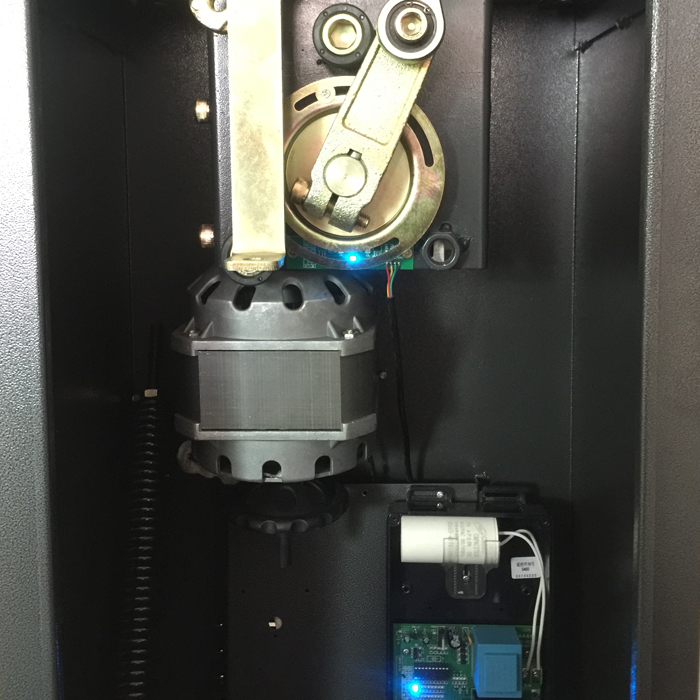 供應(yīng)道閘 停車場柵欄閘 順翔柵欄閘供應(yīng)商 停車場智能道閘 停車場道閘 檔桿