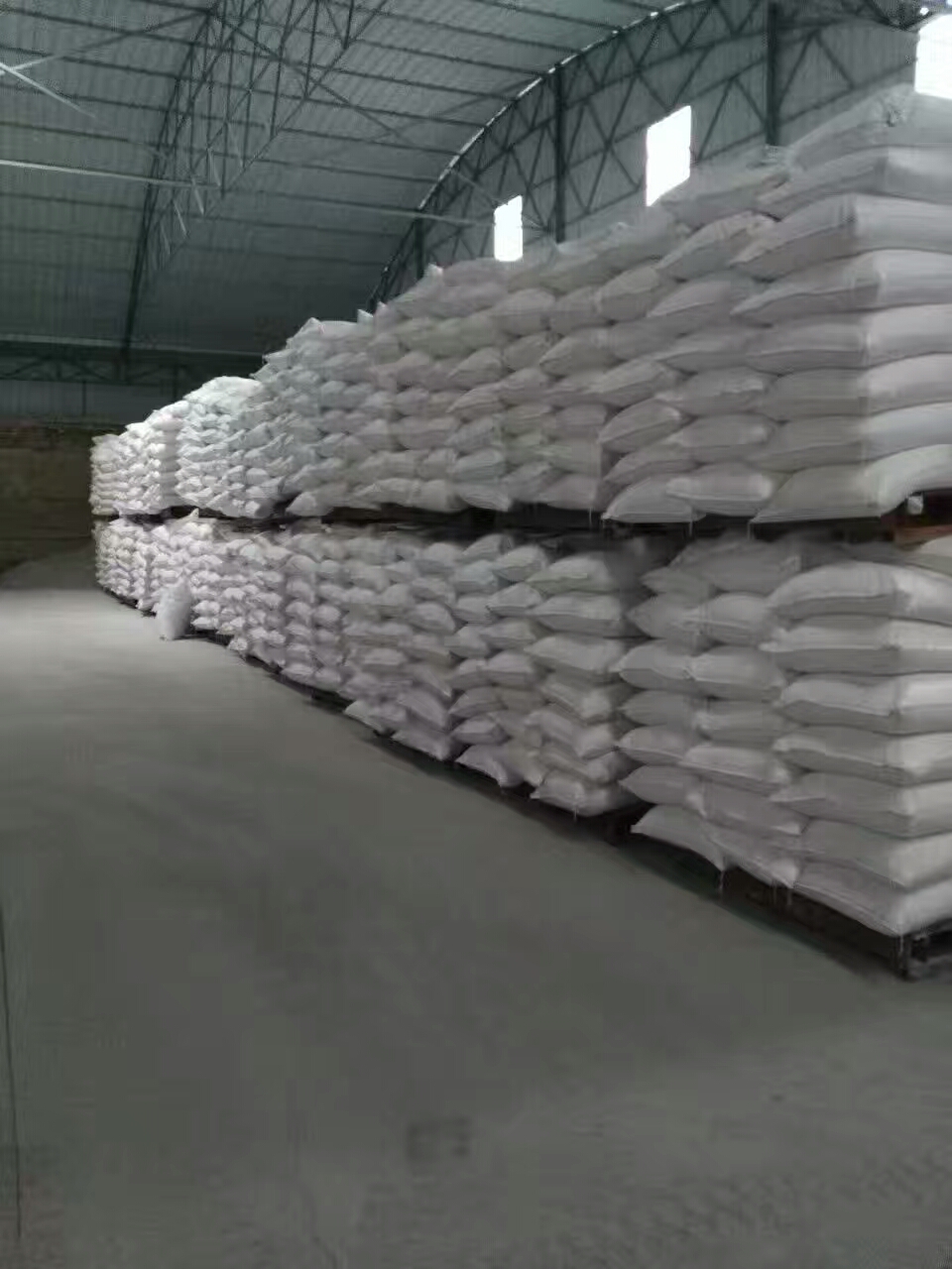 煅燒高齡土供應(yīng)，工業(yè)高齡土，高齡土價格