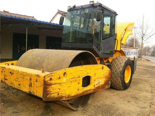 供應(yīng)南京平地機(jī)、南京平地機(jī)出租、南京平地機(jī)租賃