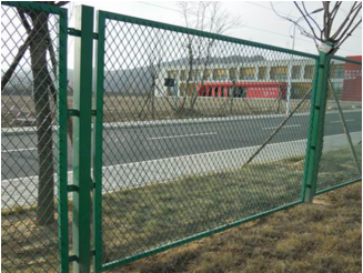 鋼板網(wǎng)護(hù)欄廠家 鋼板網(wǎng)護(hù)欄價(jià)格 鋼板網(wǎng)護(hù)欄直銷 鋼板網(wǎng)護(hù)欄供廠家*