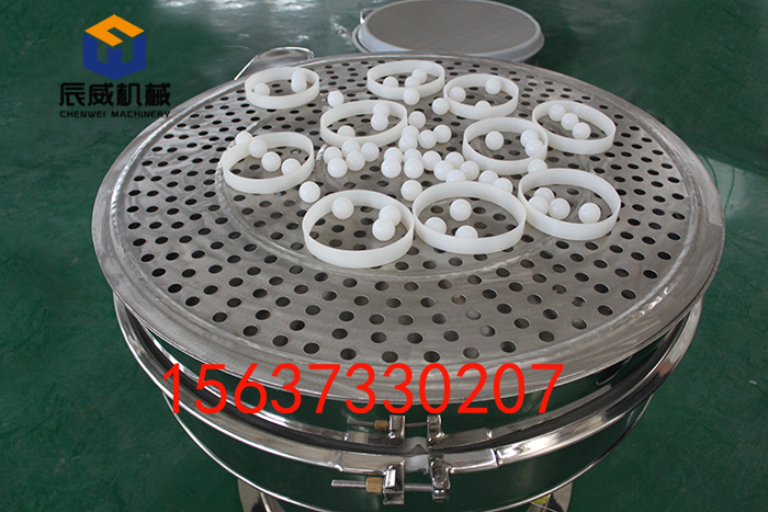 碳石墨振動(dòng)篩30多年廠 中藥篩分機(jī)多少錢一臺(tái)？