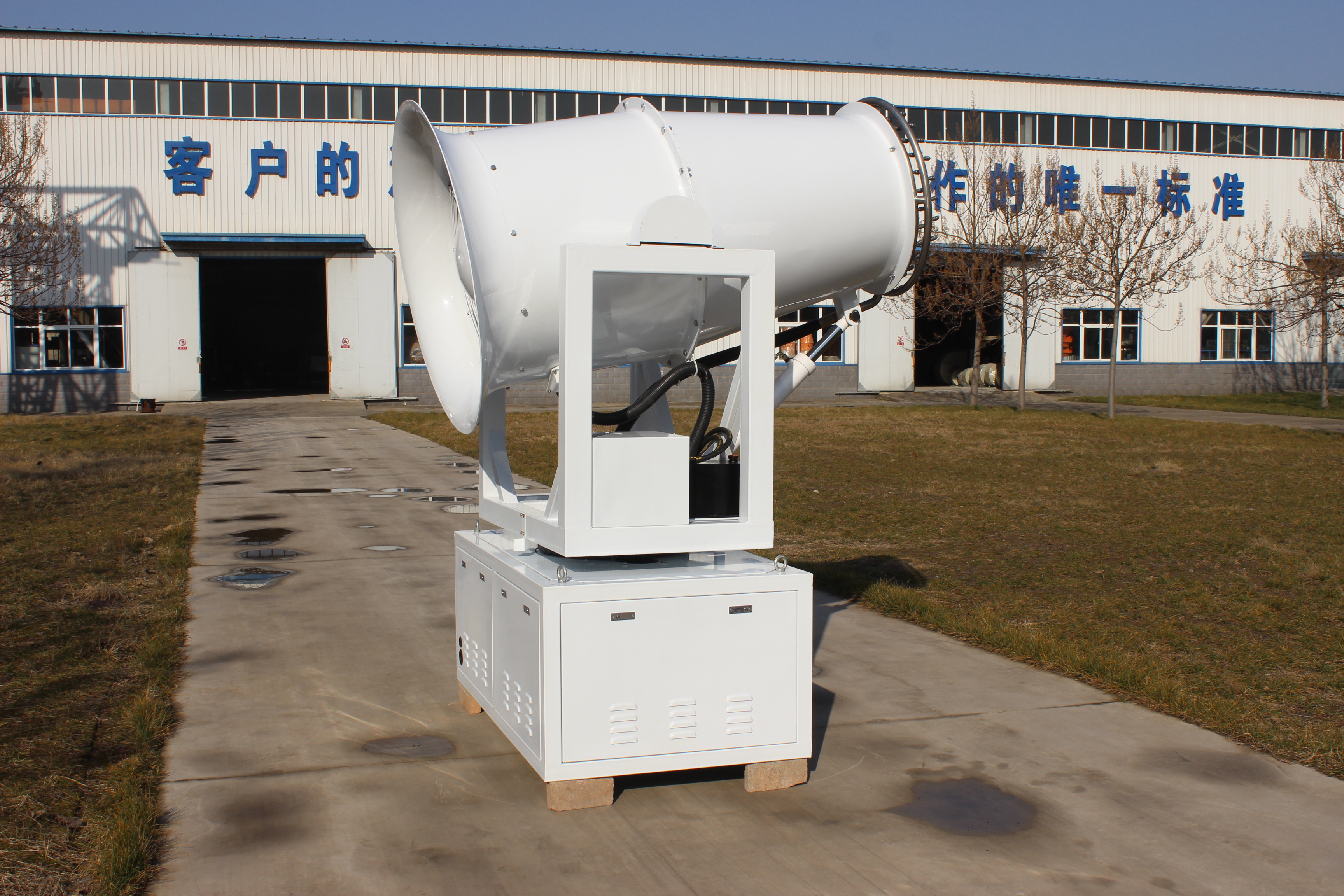 風(fēng)送式遠程噴霧機60米