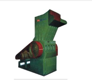 廠家直銷水冷式強(qiáng)力粉碎機(jī)1 水冷式強(qiáng)力粉碎機(jī)2