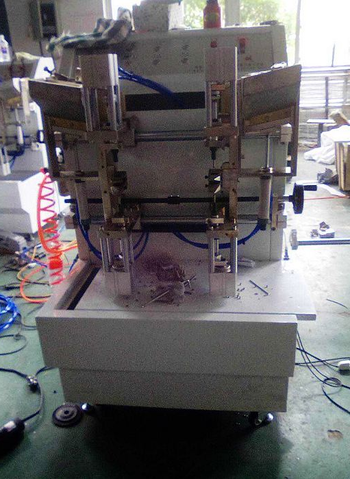 紙手提袋四頭雞眼打扣機(jī)