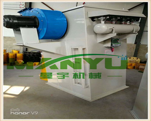 上海水泥攪拌站罐頂24脈沖除塵器