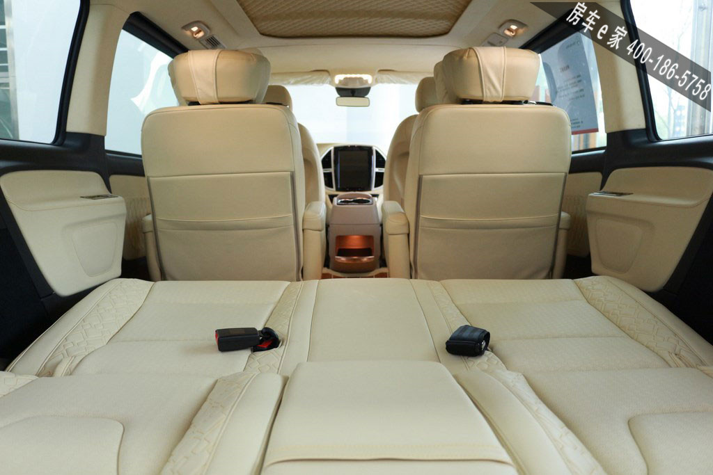 供應(yīng)豪華進(jìn)口奔馳威霆房車現(xiàn)車特價(jià)報(bào)價(jià)