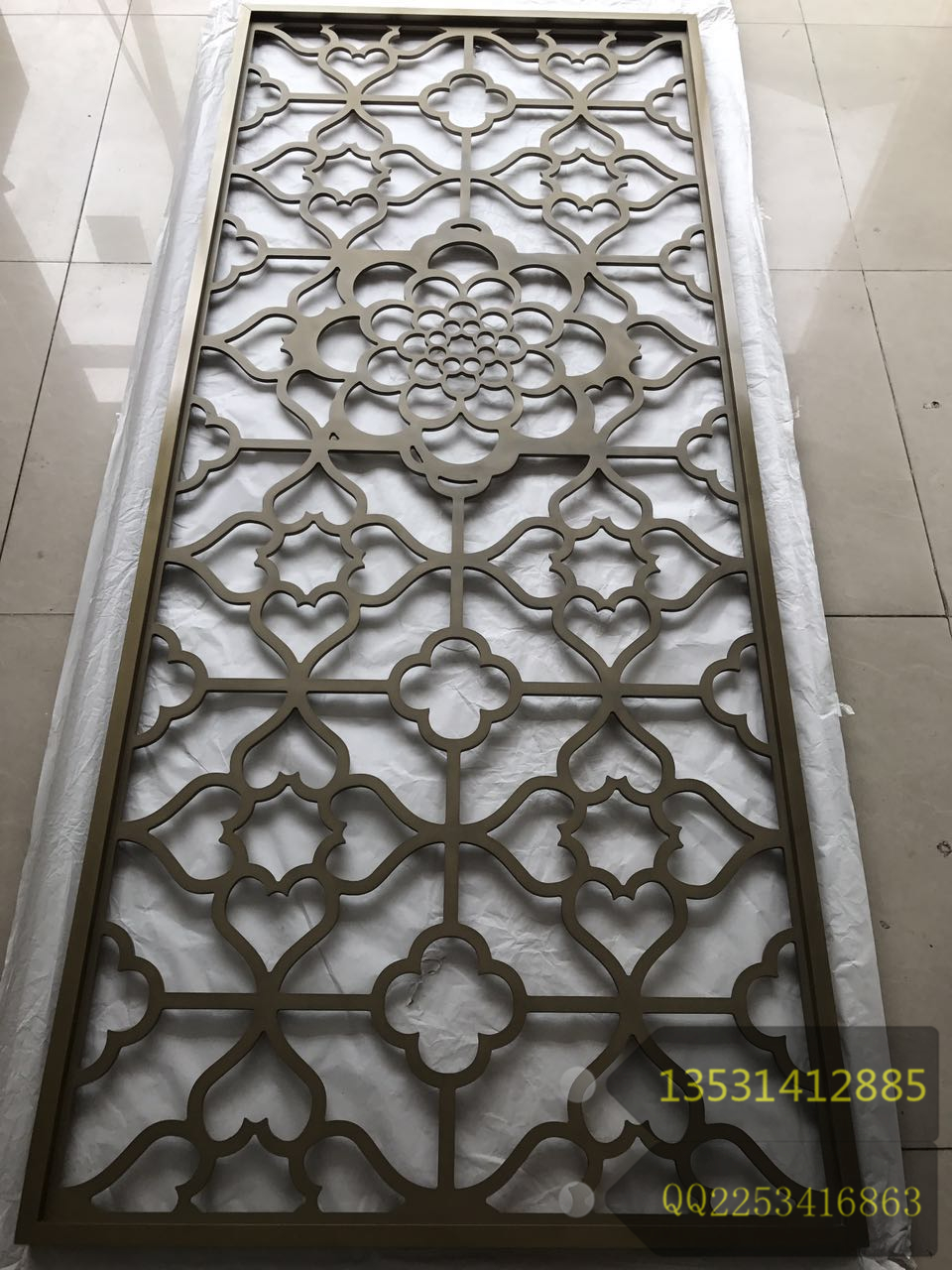 304青古銅不銹鋼屏風(fēng)工藝花格定制