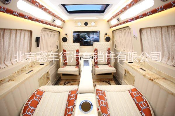 奔馳威霆尊懿愛馬仕